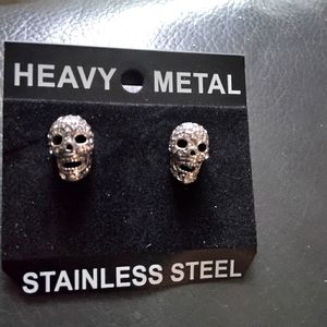 SKULL DIAMOND EARRINGS